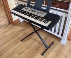 yamaha keyboard & stand
