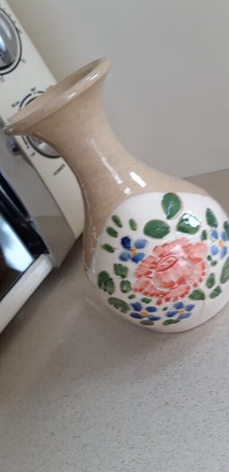 Stunning O'Neill Pottery Vase