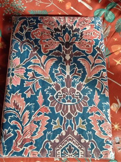 King Size Pineapple Elephant Keera Floral Duvet set