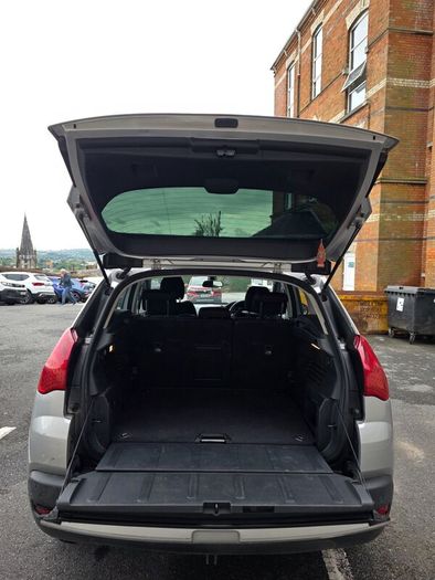 Peugeot 3008 2011