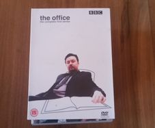 the office extras and Ricky Gervais live dvd