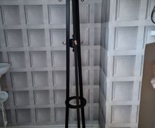 coat hanger stand
