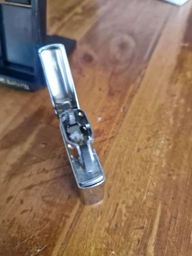 Chrome zippo