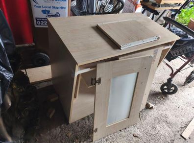 Free desk