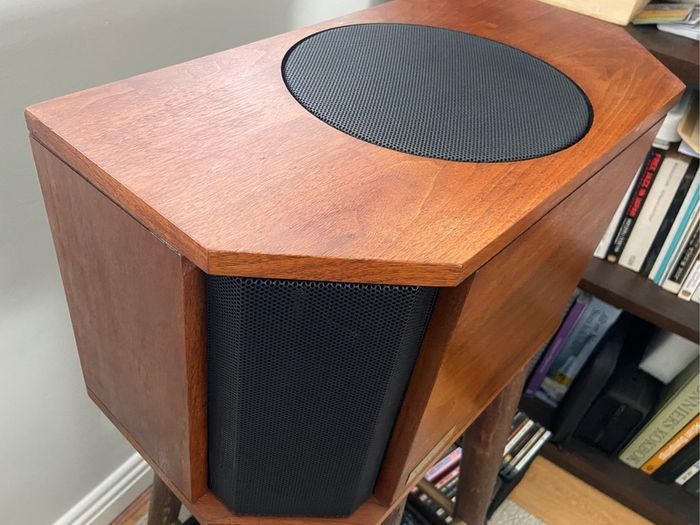 Allison Four speakers