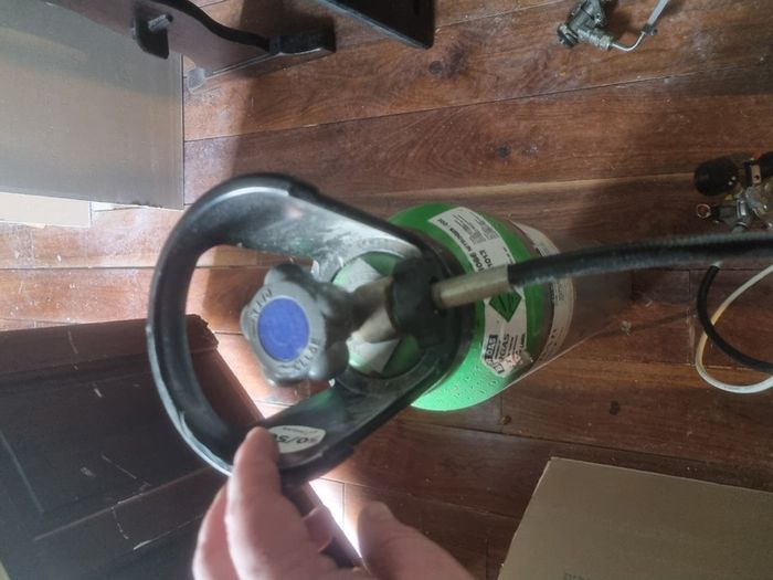 Beer cooler, beer gas, regulator and tap