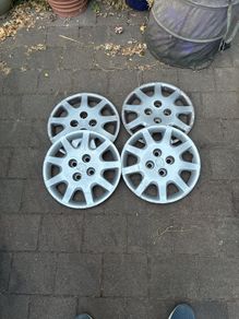 Civic hubcaps