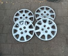 Civic hubcaps