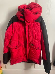 High altitude climbing jacket