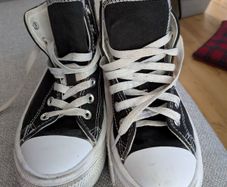 Black Converse, size 5.5
