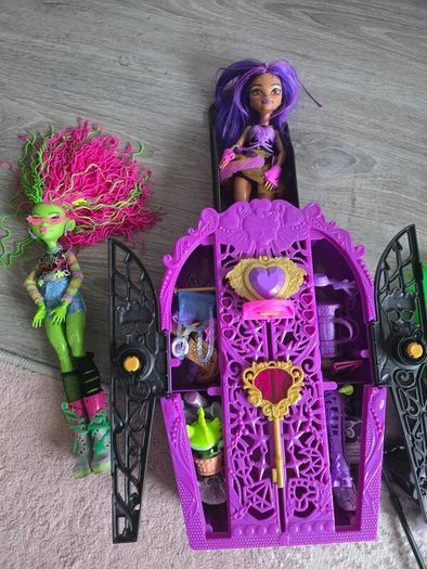 Rainbow High & Monster High Dolls