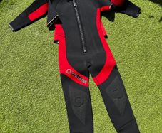 2 piece neoprene scuba wetsuit