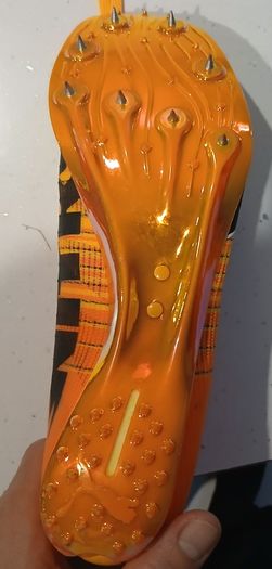 Running spikes