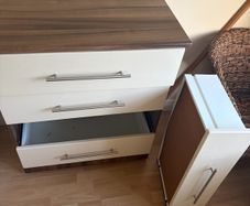 Chest of drawers & nightstand