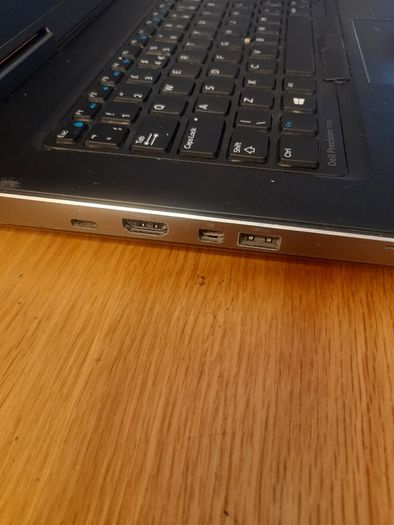 Dell precision i7 32gb ram- 4gb graphics- 500gb ssd.17.3 screen