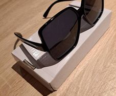 Brand new black light weight women's sun glasses from TEMU Free post