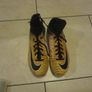Soccer boots    NIKE   size 5.5 Image 2
