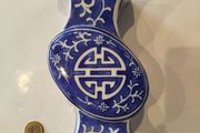 Chinese blue and white porcelain vase