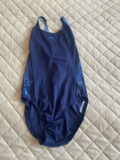 Speedo swimsuit size 40
