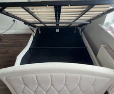 ottoman 4' bed