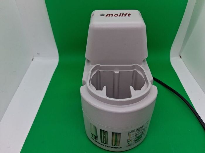 Postage - Molift Battery Charger N1340100