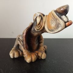 Vintage BASSETT HOUND DOG Figurine 1984 John Raya Beasties of the Kingdom