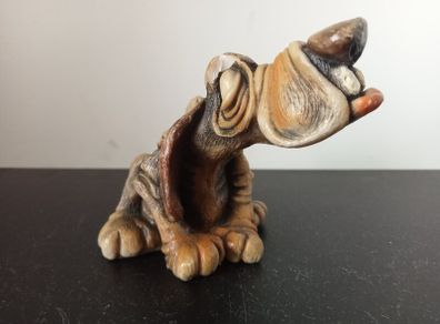 Vintage BASSETT HOUND DOG Figurine 1984 John Raya Beasties of the Kingdom