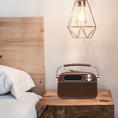 'Vintage' Rechargeable Portable Radio