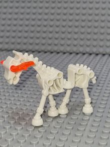 Lego Minifigure Glow in the dark Skeleton Horse