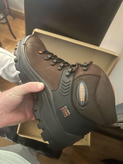 Norisk work boots