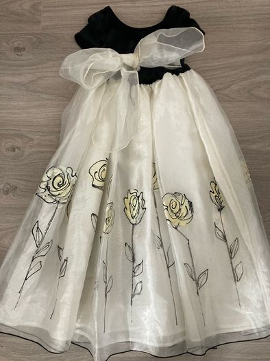 Gorgeous party dress for 8 yr old