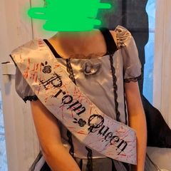 Girls fancy dress