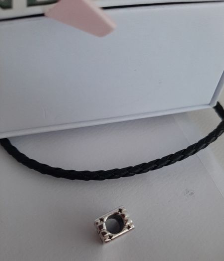 New genuine pandora leather bracelet and star wars charm