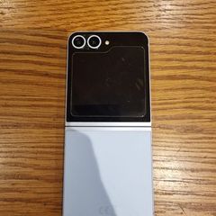 Samsung Z Flip 6