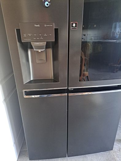 Lg instaview fridge freezer