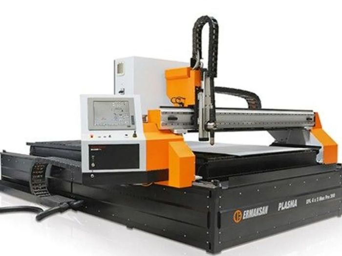 Plasma cutting machine