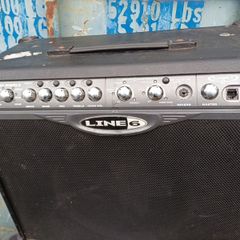 LINE6 guitar amp