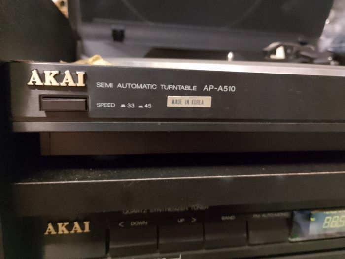 Akai stereo system