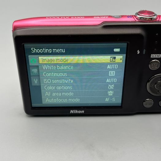 Nikon Coolpix S3300 16MP Digital Camera Pink - Boxed - Full Kit