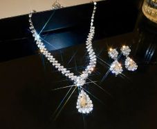 Necklace set