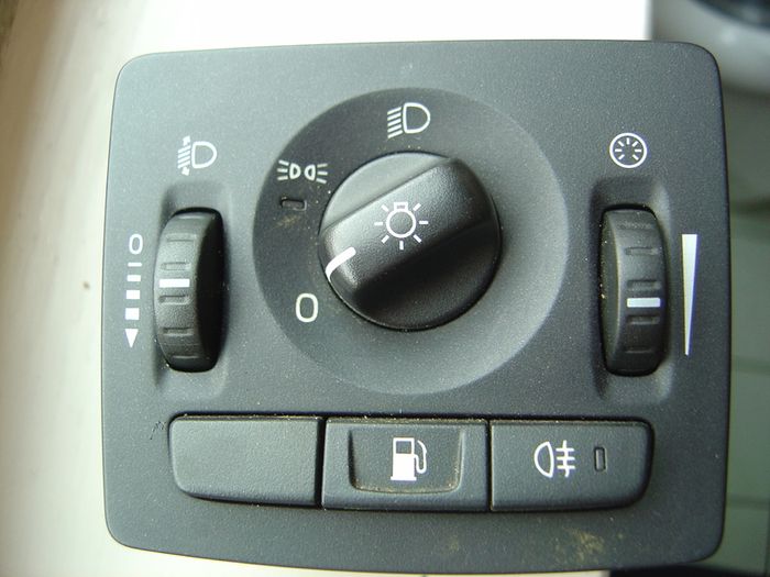 VOLVO -light switch