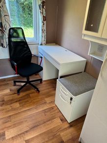 Desk, Chair & Lockable Pedestal Drawer Unit