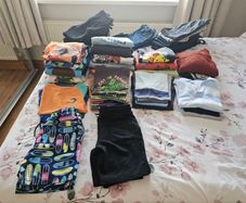 Boys Clothes bundle (Age 8 to 9 )