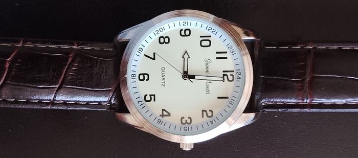 watch Gianni Moretti S 565s