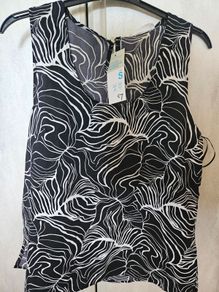 Light Top BNWT
