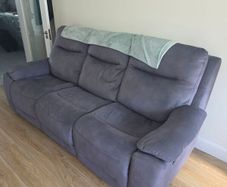 Recliner sofa