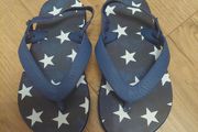H&amp;M flip flops (Size 7-8)