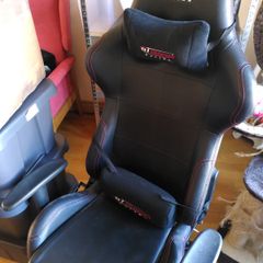 GT Omega Pro chair