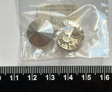 Beads beautiful Swarovski rhinestones no holes new