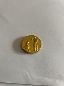 Vintage Vatican Religious Medal